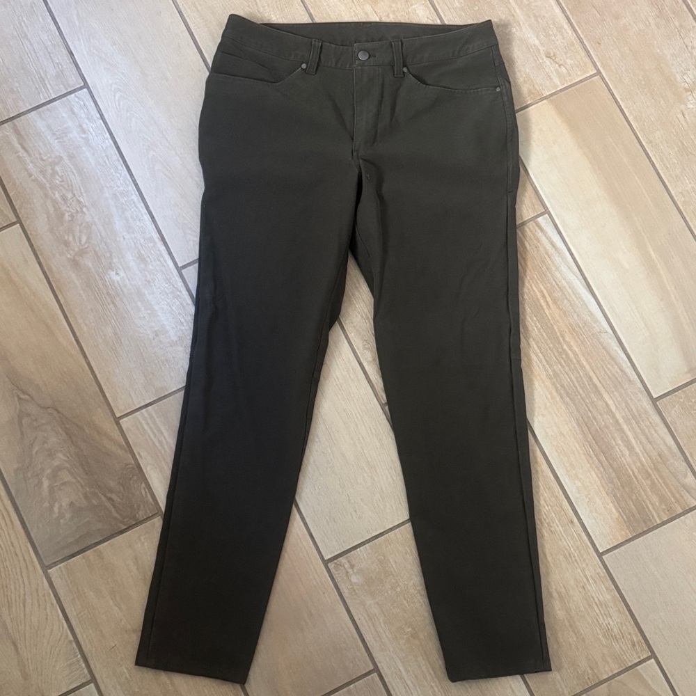 lululemon athletica Dark Green ABC slim fit / W37